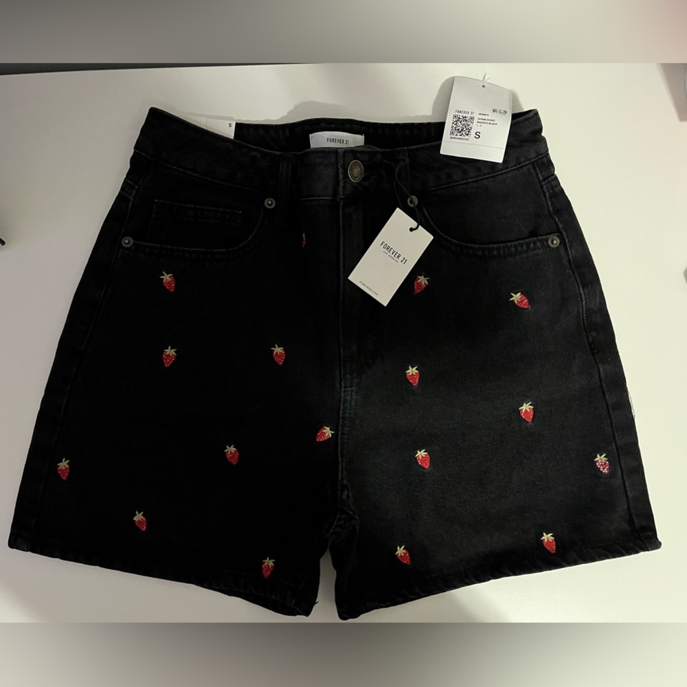Strawberry shorts
